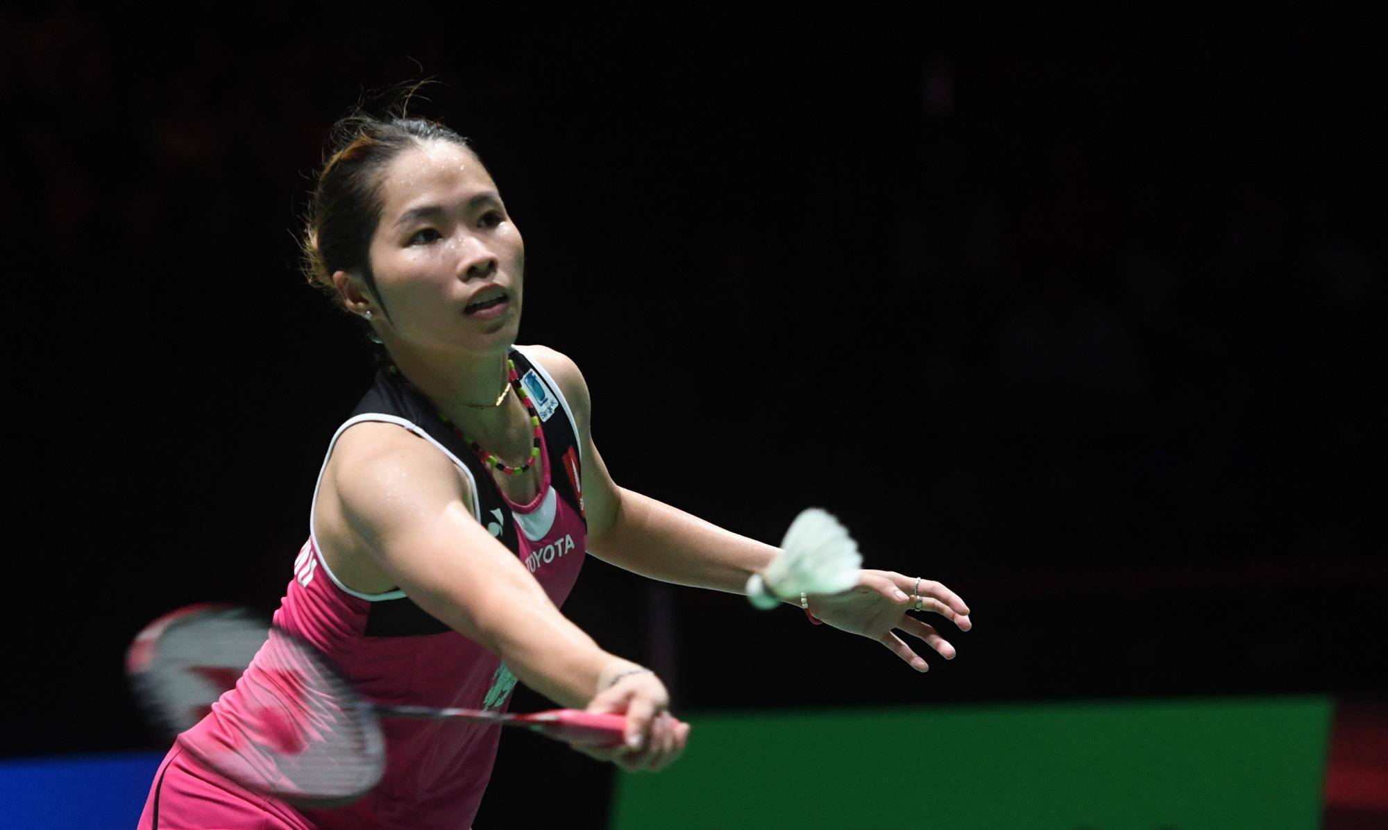 而是凭借多 而是凭借多