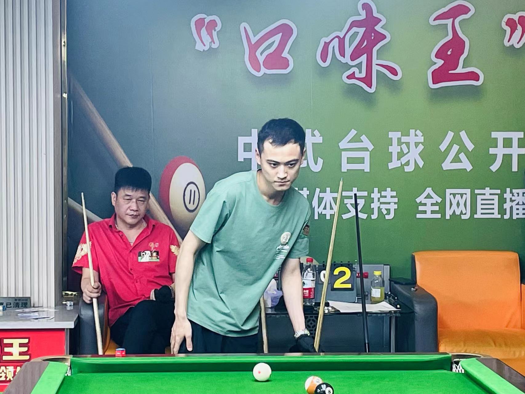 们热切关注 们热切关注