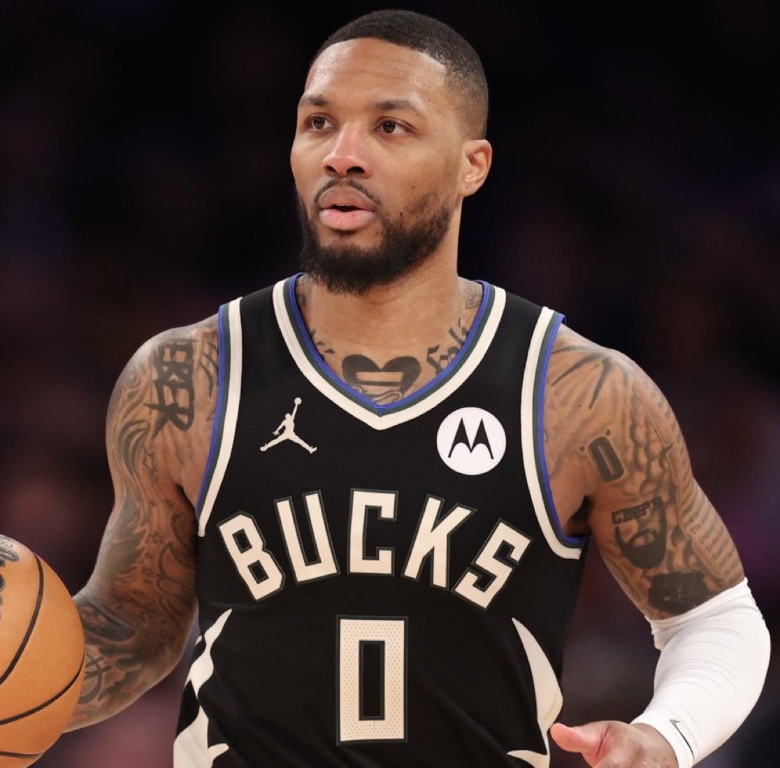 战术上的革 战术上的革