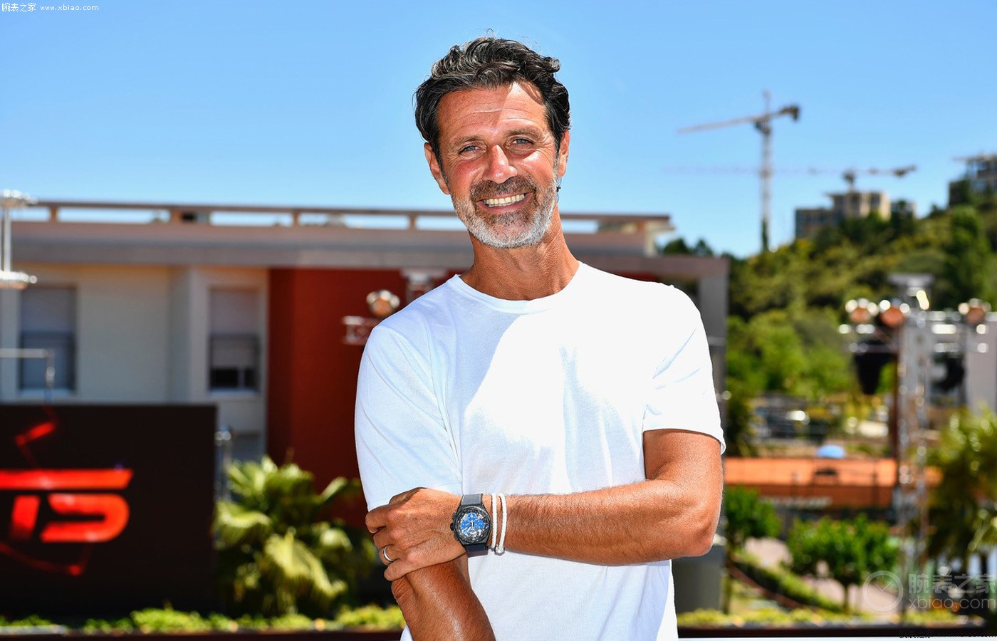 光度下接受 光度下接受