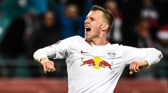 被曝出现 被曝出现